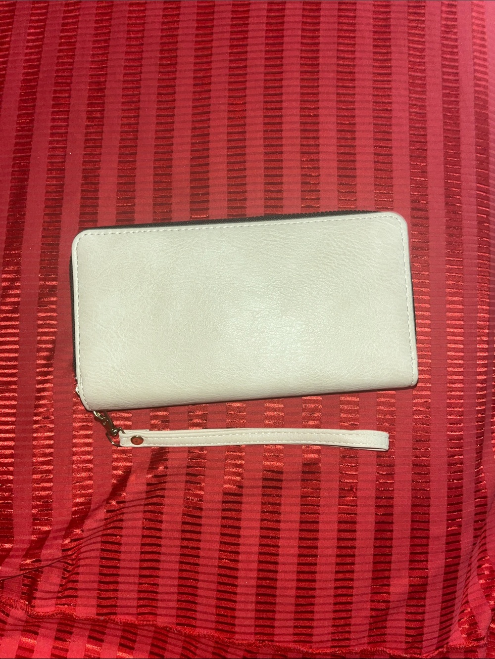 Women's Cream Zip-Around Wristlet Wallet